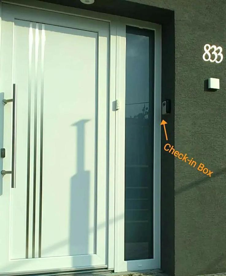 Slnecny Apartmanovy Dom Oslany エクステリア 写真
