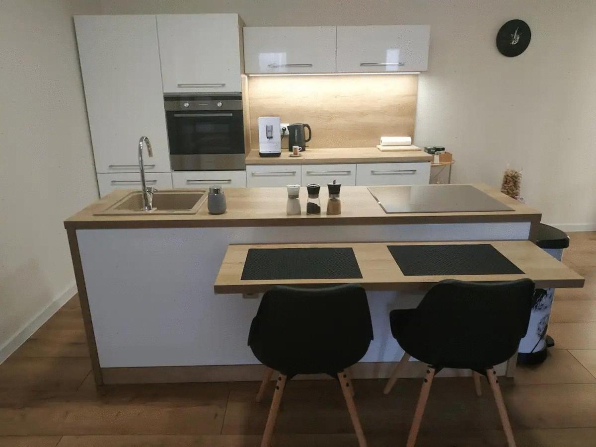 Slnecny Apartmanovy Dom Oslany エクステリア 写真